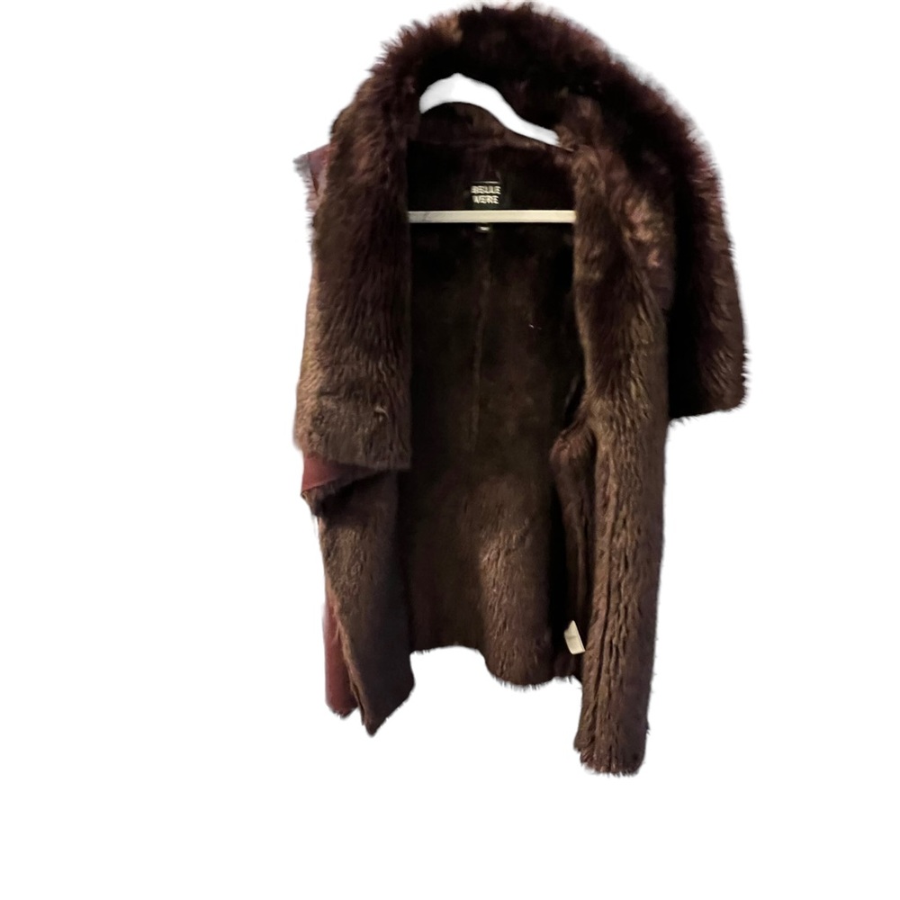 NEVER WORN Belle Vere Maroon Suede and Faux Fur Vest- M